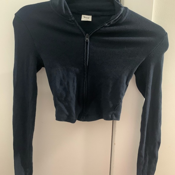CROPPED COMFY NAVY ZIP UP - ARITZIA COPLEY LONGSLEEVE - Picture 3 of 5